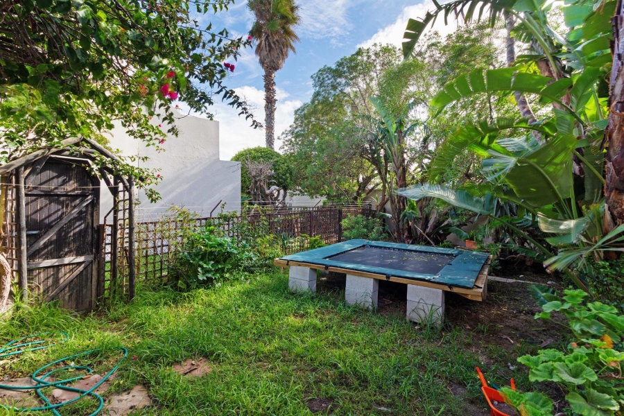 2 Bedroom Property for Sale in Woodbridge Island Western Cape